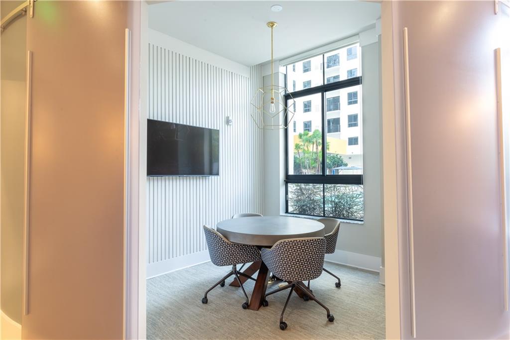 Ft Lauderdale Land & Dev - Residential Lease