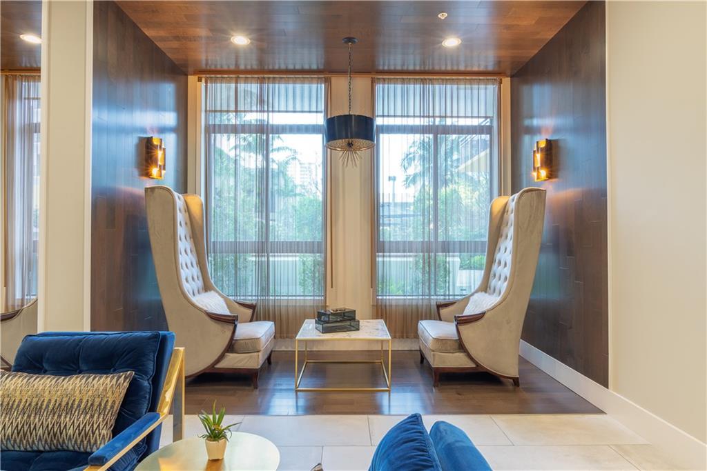 Ft Lauderdale Land & Dev - Residential Lease