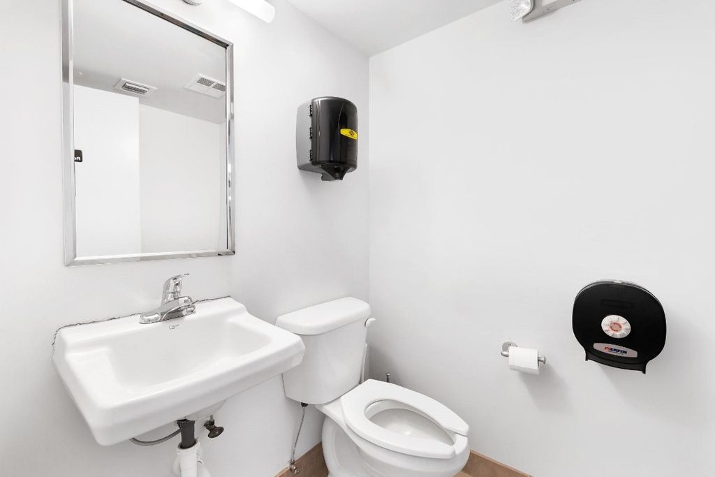 Photo of 1231 NE 8th Avenue, Fort Lauderdale, FL 33304 (MLS # F10522889)