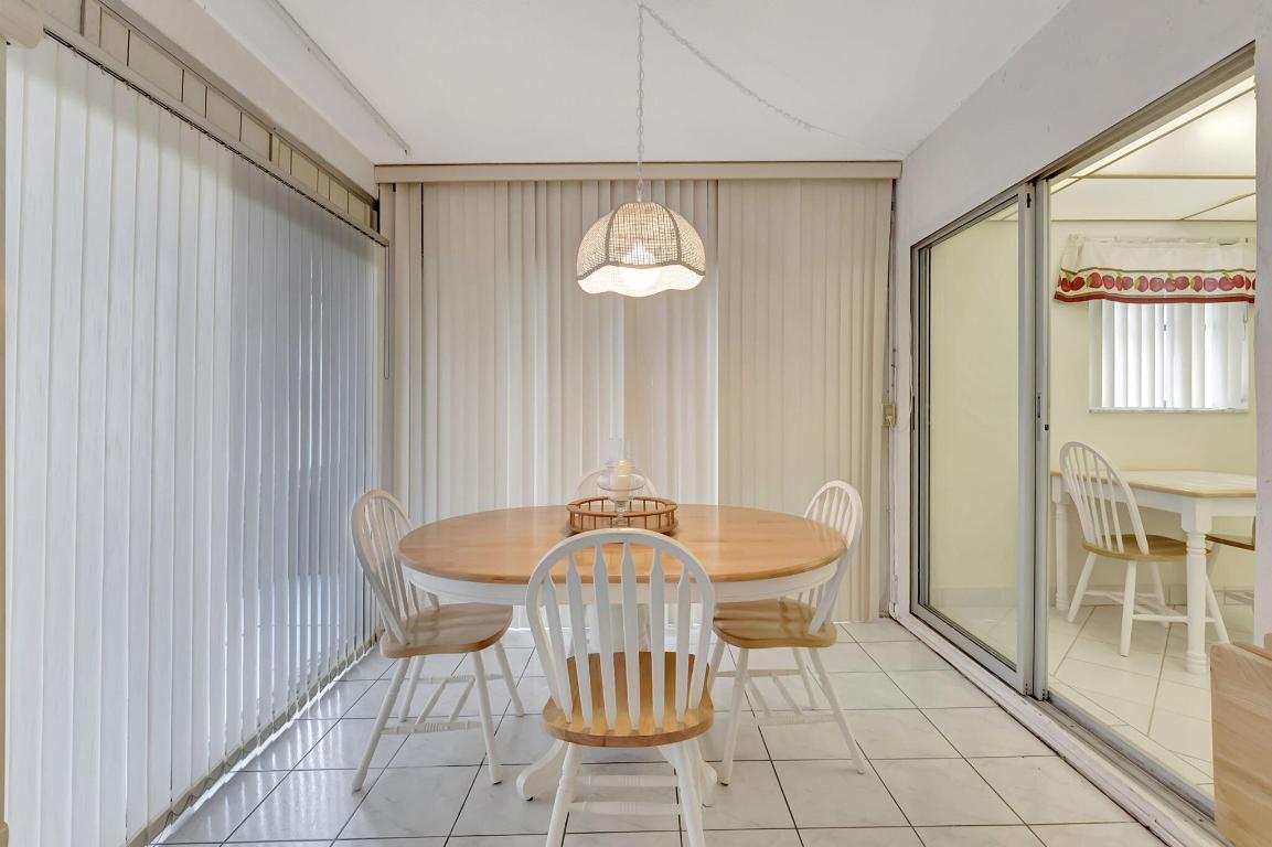 PALM BEACH LEISUREVILLE SEC 10 - Residential