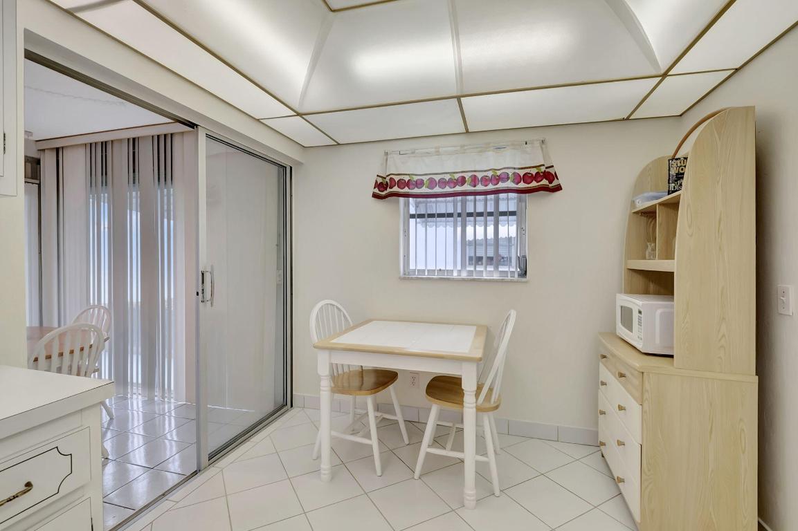 PALM BEACH LEISUREVILLE SEC 10 - Residential