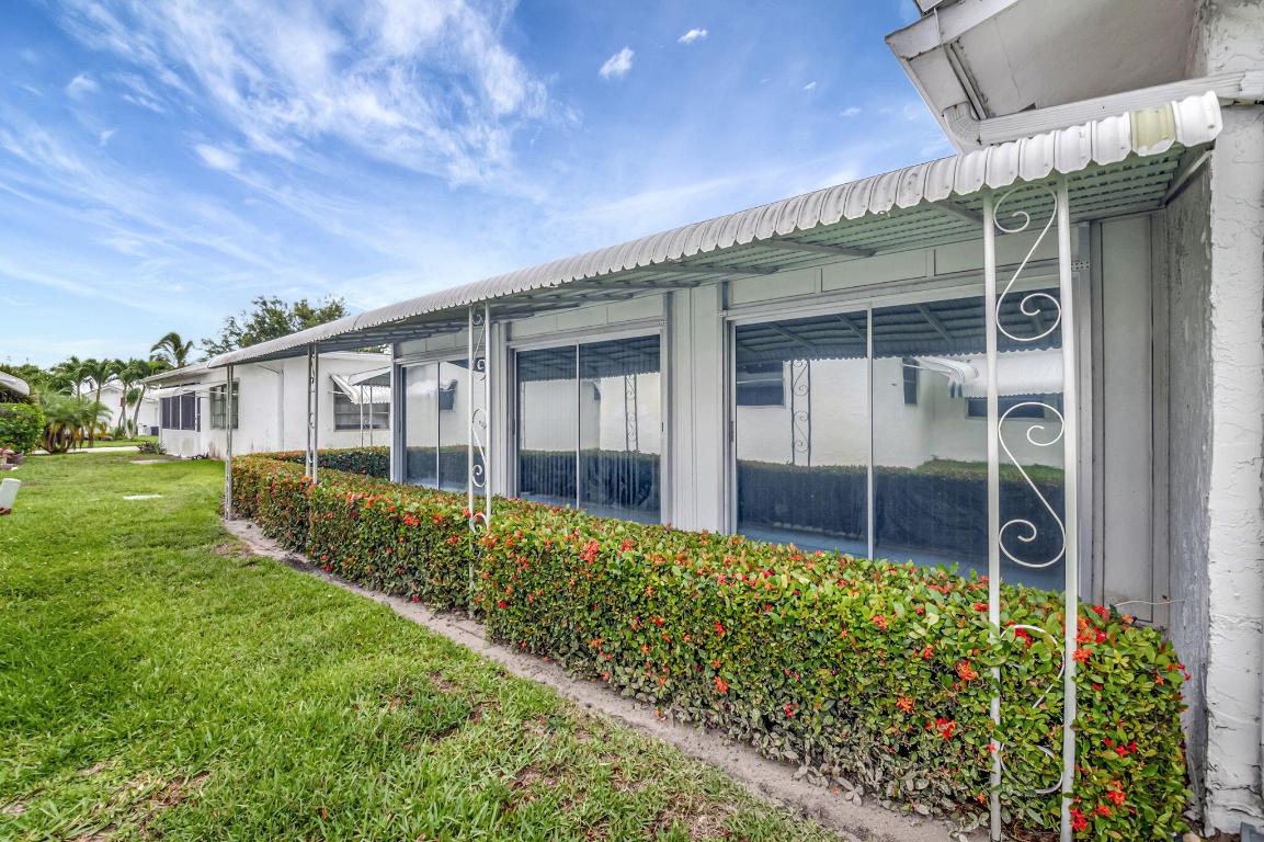 PALM BEACH LEISUREVILLE SEC 10 - Residential