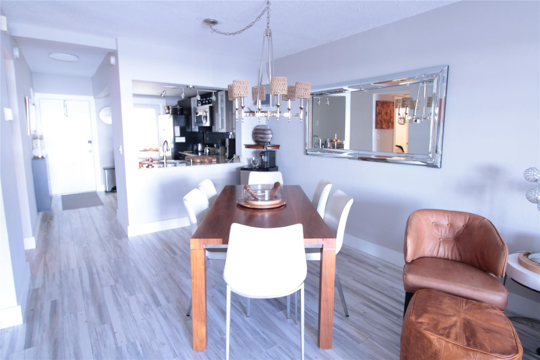 440 Paradise Isle Boulevard 105