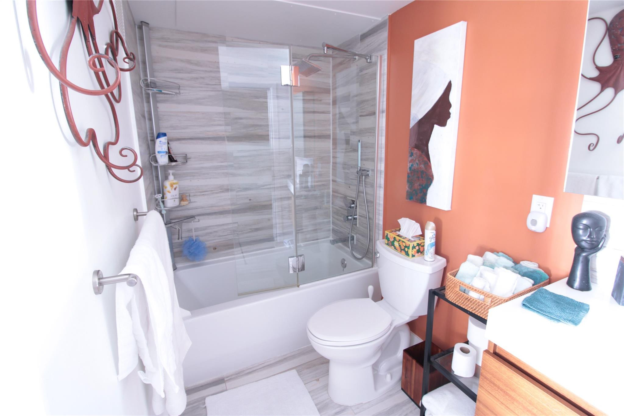 Isle Of Paradise Co-Op A - Residential Lease