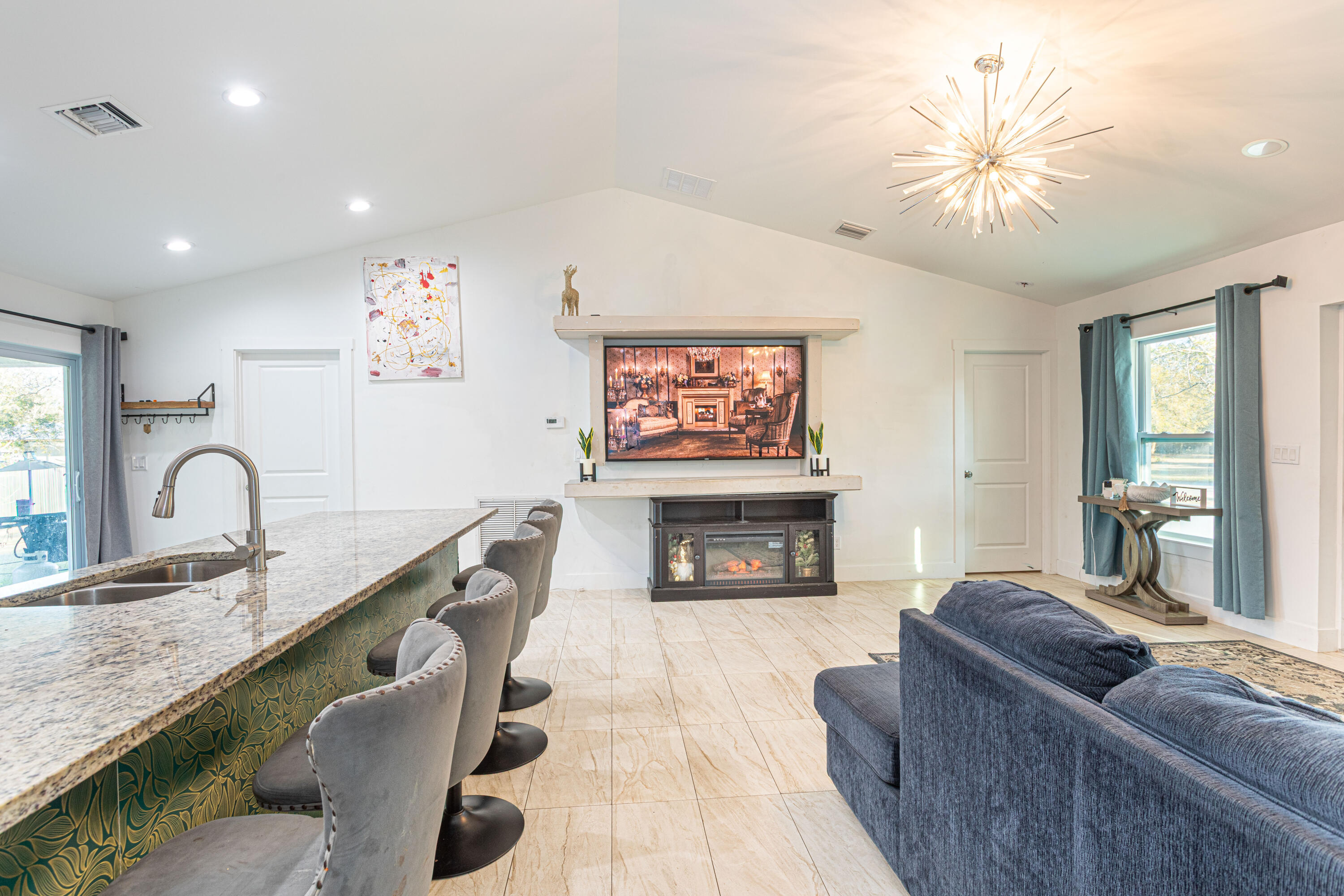 DIXIE RANCH ESTATES - Residential