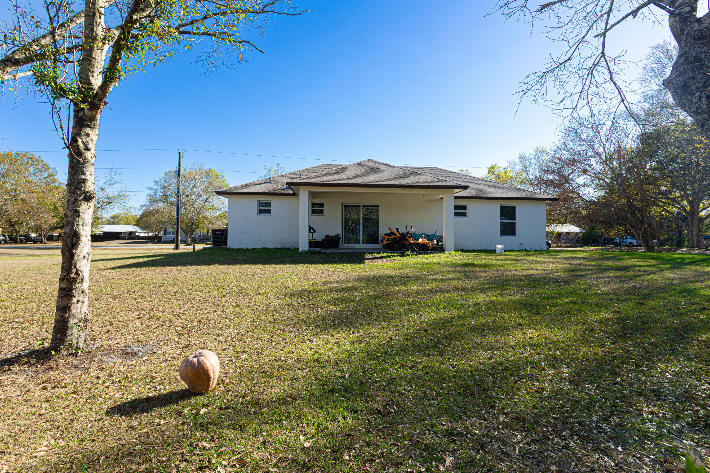 DIXIE RANCH ESTATES - Residential