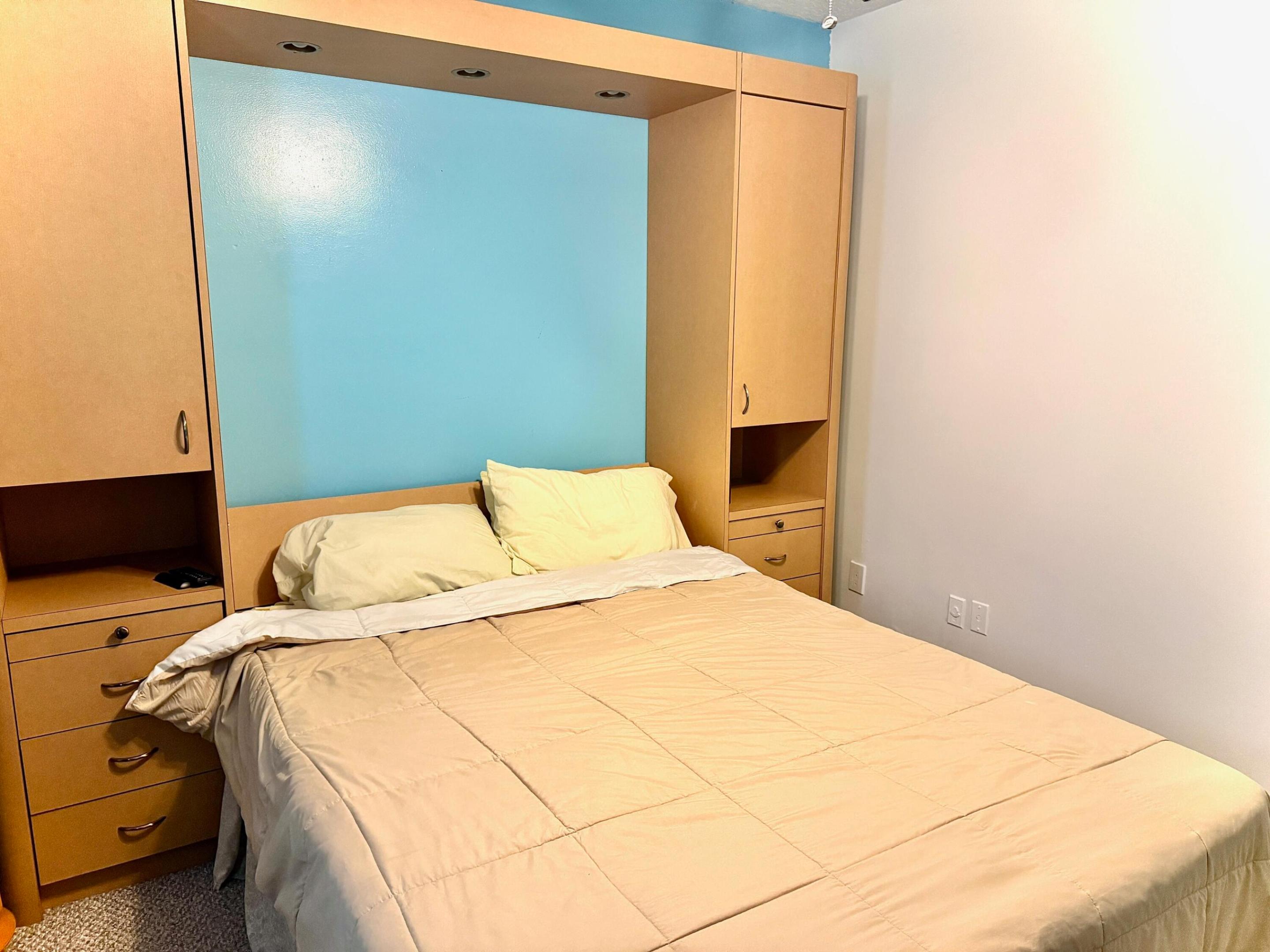 DAVIE WHISPERING PINES - Residential