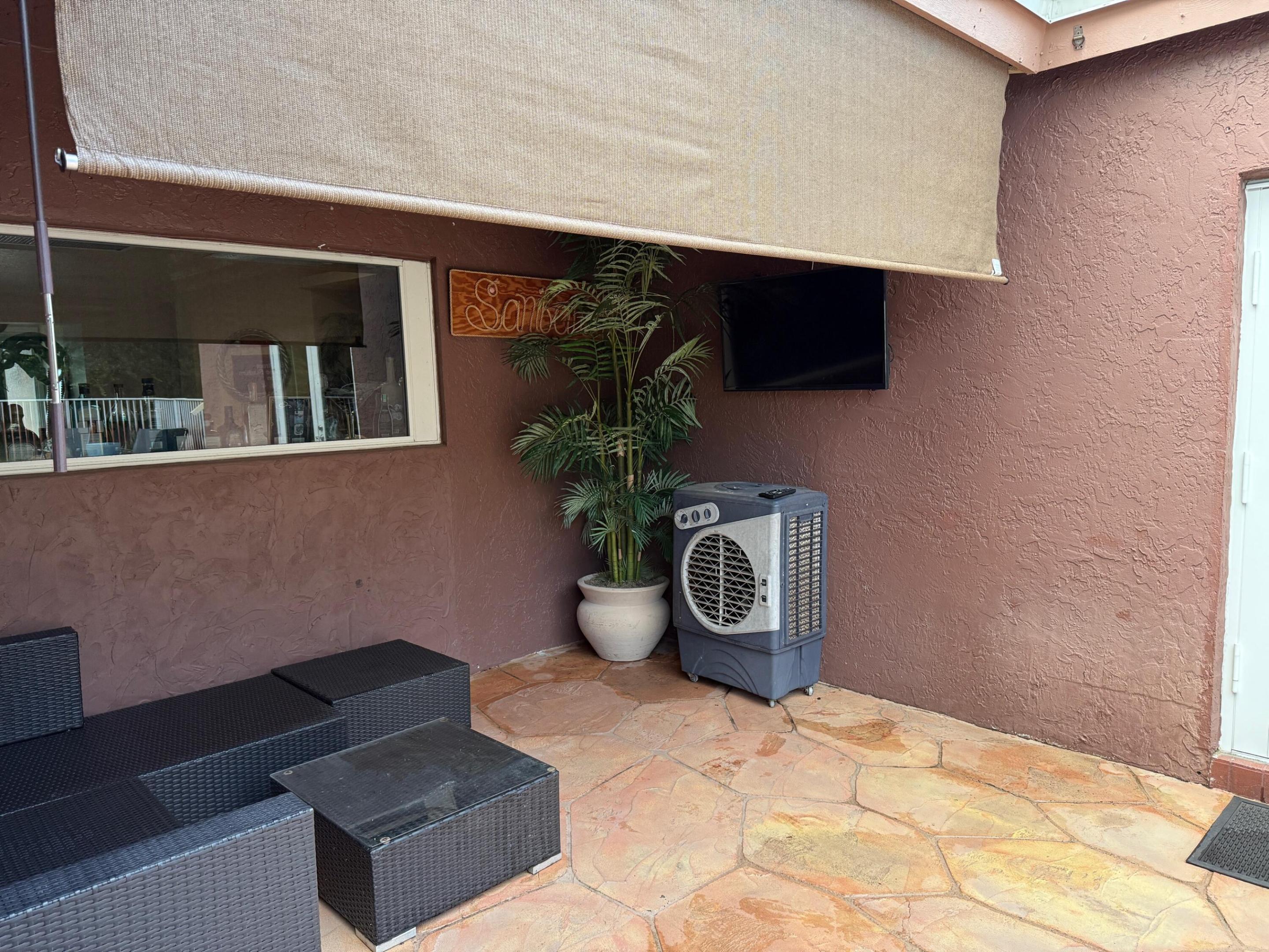 DAVIE WHISPERING PINES - Residential