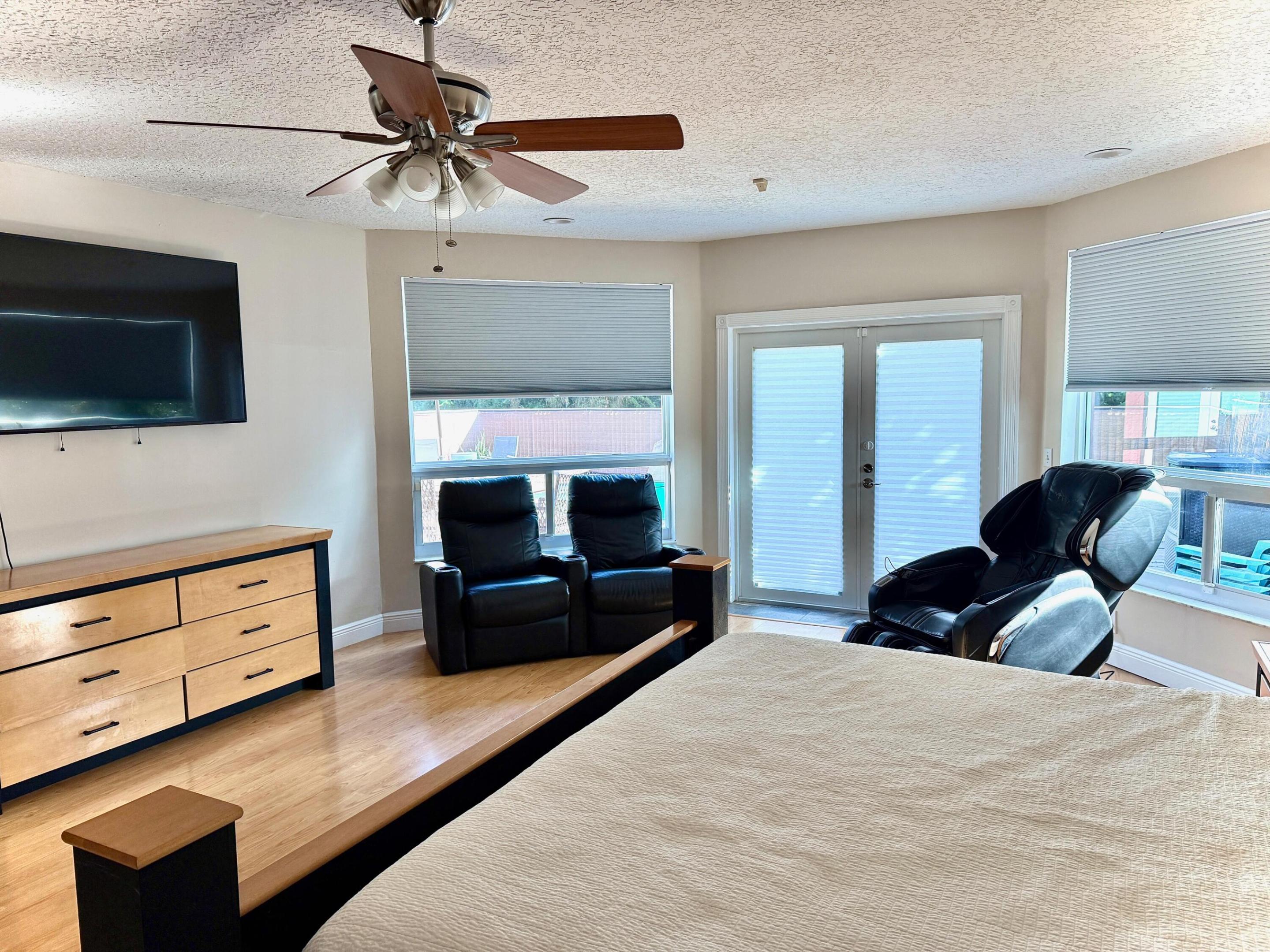 DAVIE WHISPERING PINES - Residential