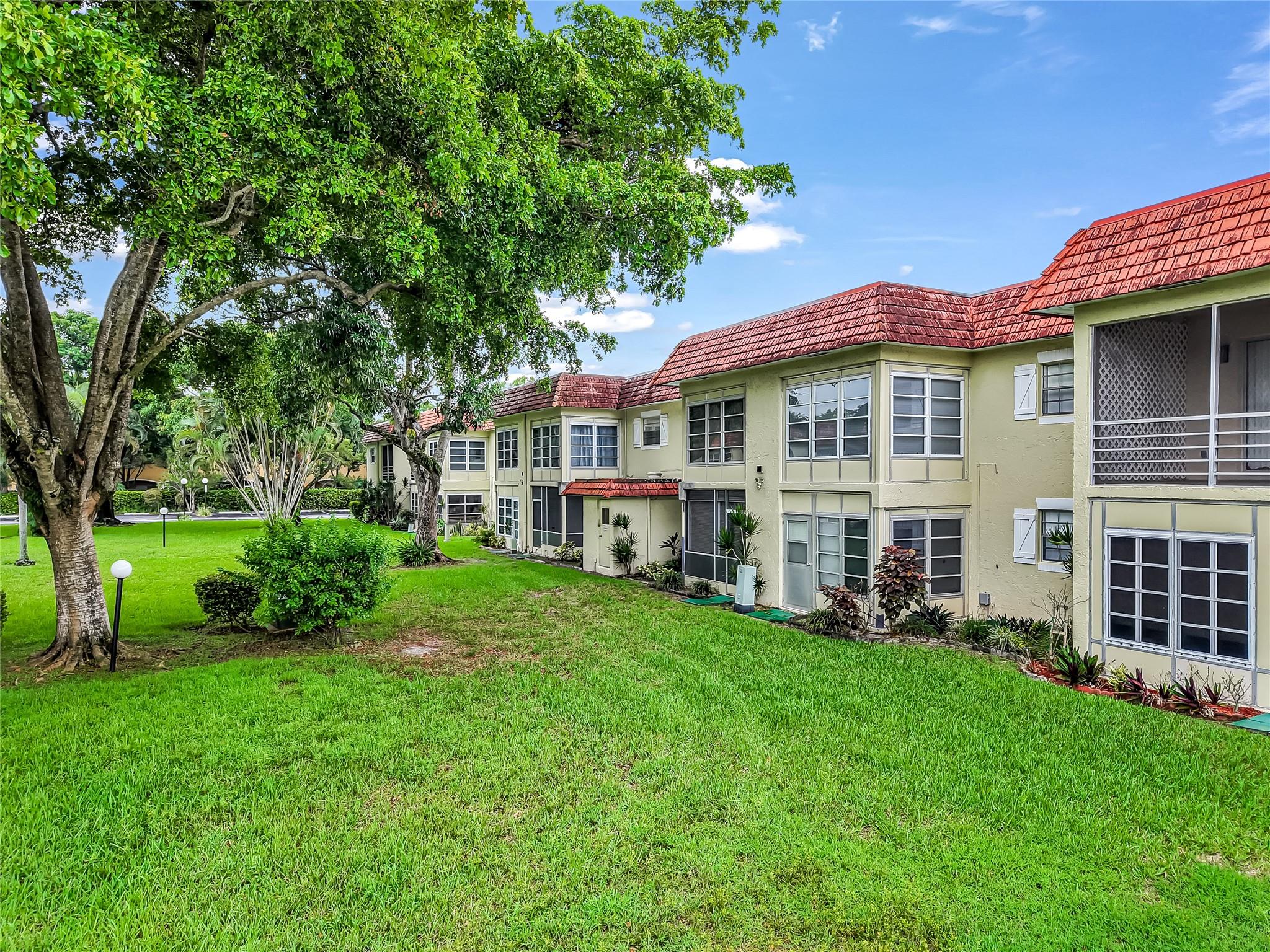 THE MEADOWS CONDO - Residential