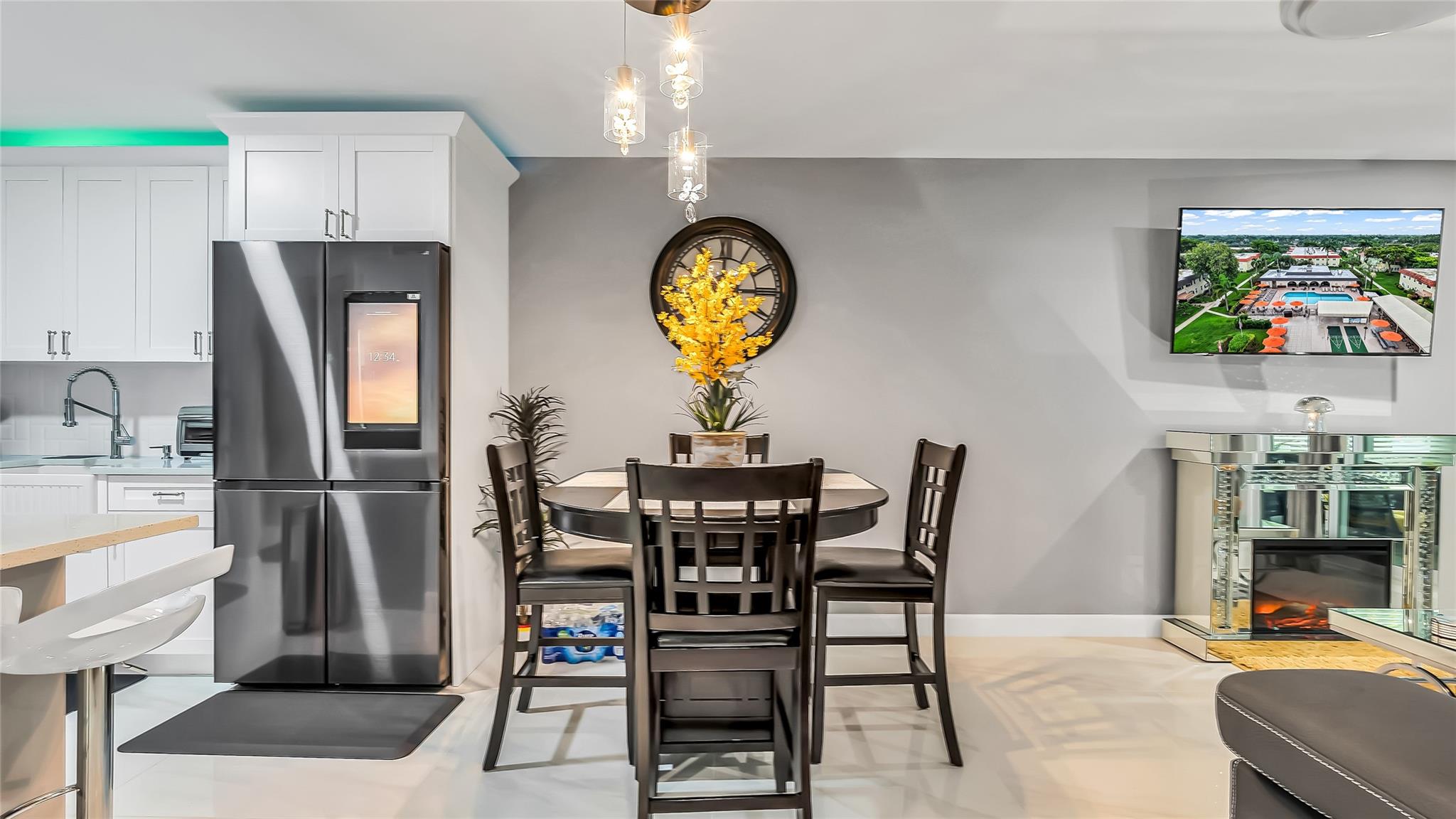 THE MEADOWS CONDO - Residential