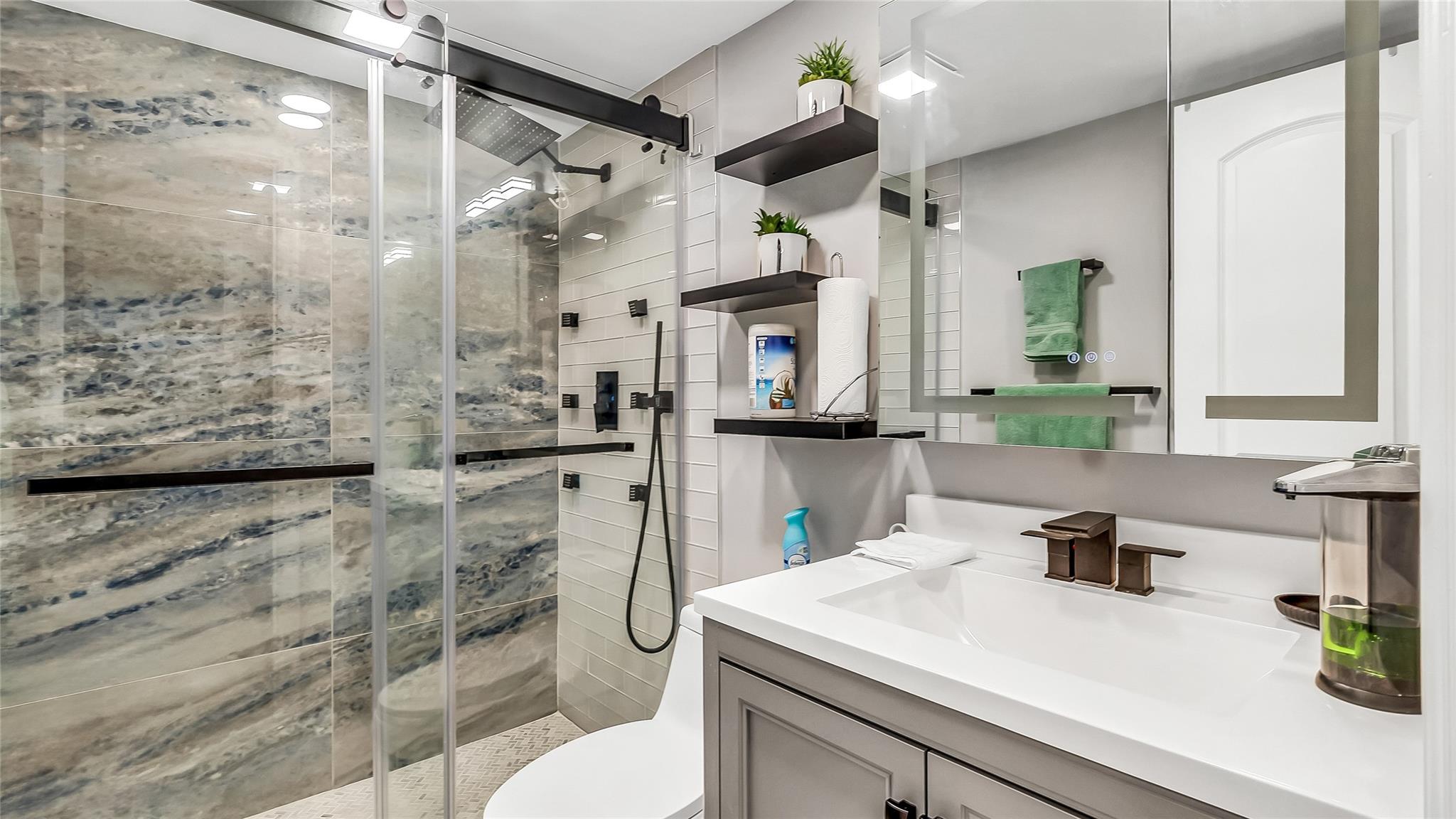 THE MEADOWS CONDO - Residential