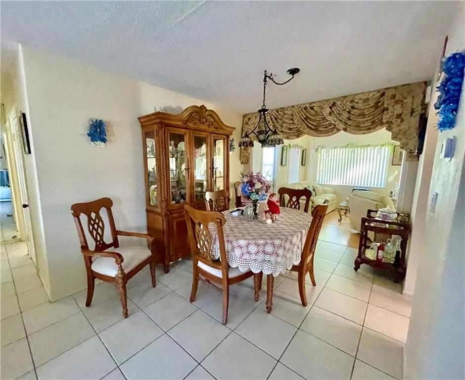 MAINLANDS OF TAMARAC LAKE - Residential