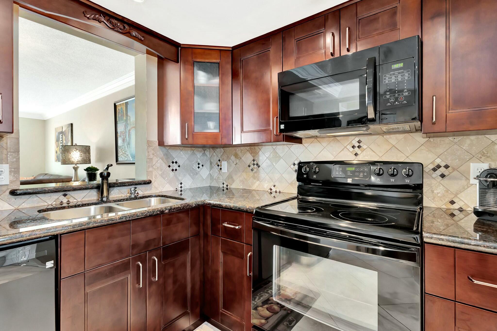 27 Abbey Lane 303