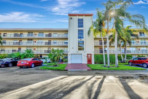 27 Abbey Lane 303 Delray Beach FL 33446