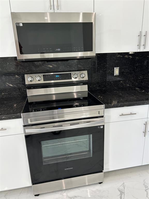 Breeding Prop 165-19 B - Residential Lease