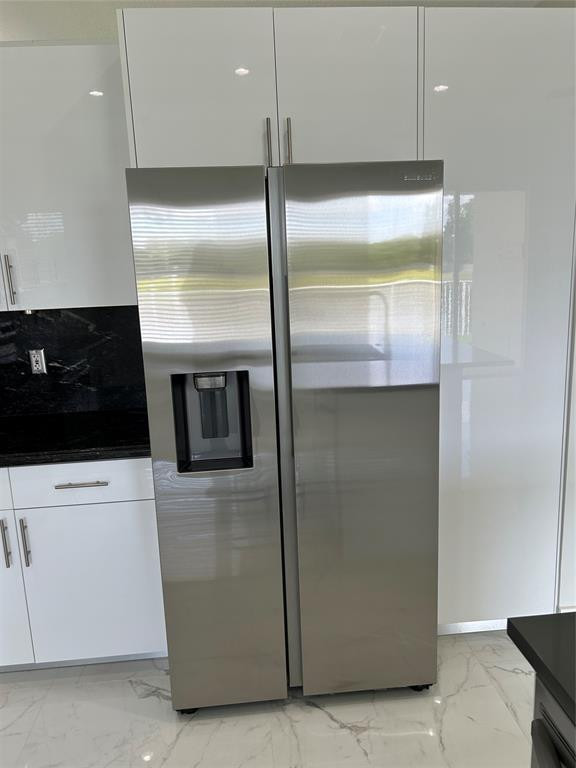 Breeding Prop 165-19 B - Residential Lease