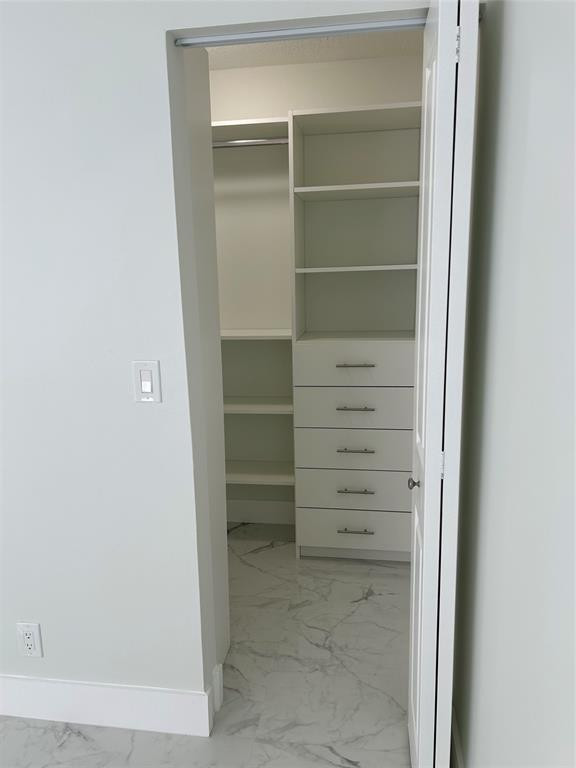 Breeding Prop 165-19 B - Residential Lease