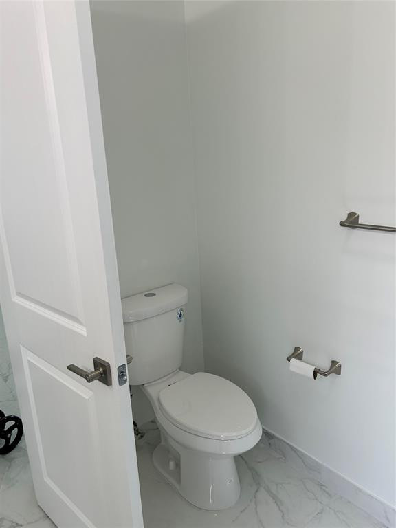 Breeding Prop 165-19 B - Residential Lease