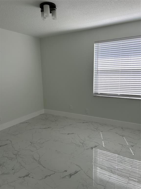 Breeding Prop 165-19 B - Residential Lease