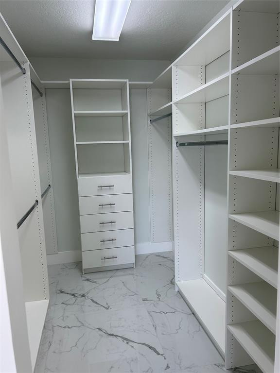 Breeding Prop 165-19 B - Residential Lease