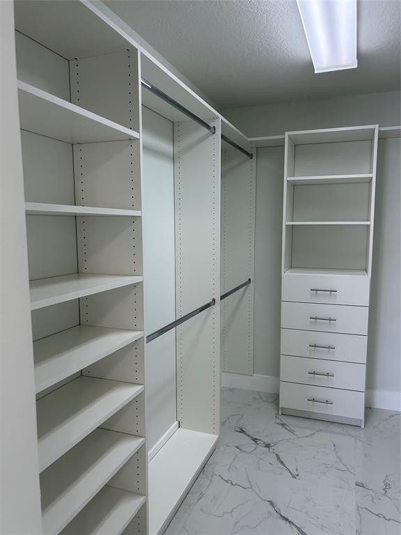 Breeding Prop 165-19 B - Residential Lease