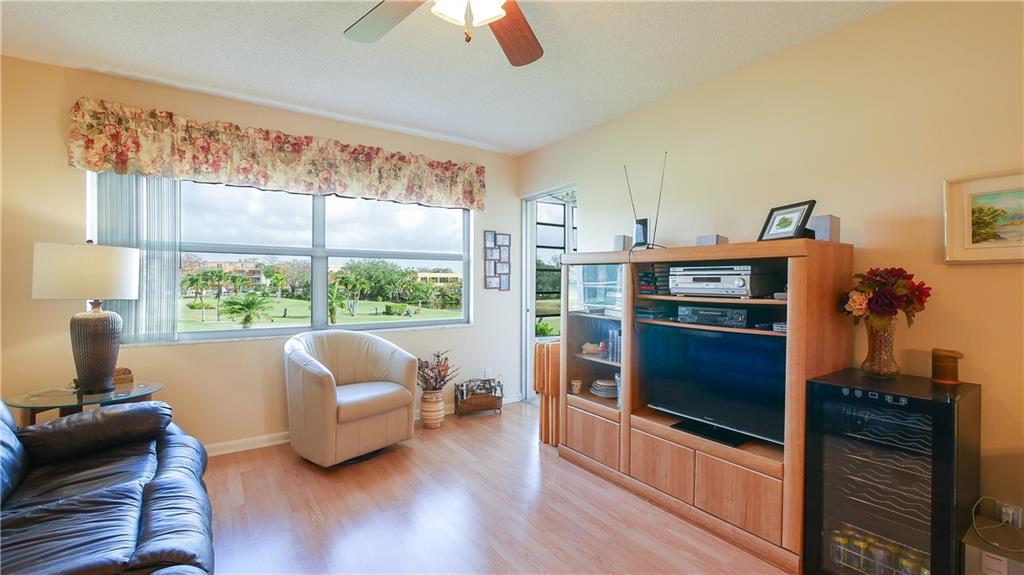 LAUDERHILL EAST - Residential