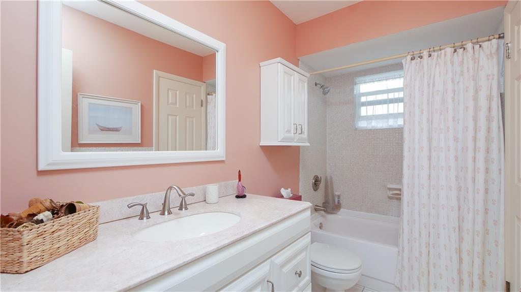 LAUDERHILL EAST - Residential