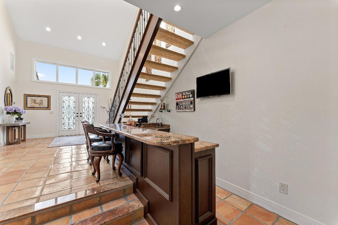 ESTATES AT HUNTERS RUN CONDO - Residential