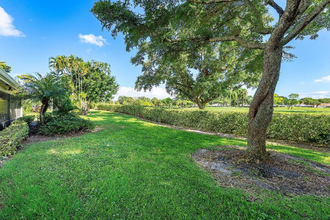 ESTATES AT HUNTERS RUN CONDO - Residential