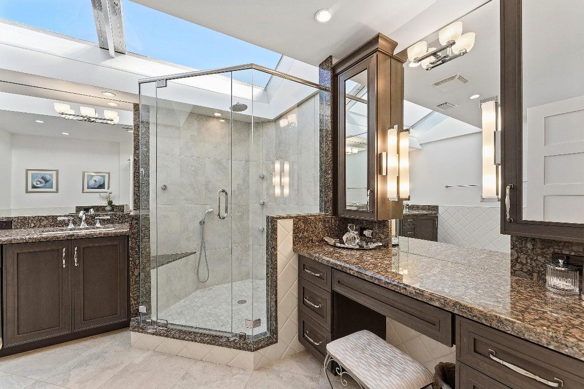 ESTATES AT HUNTERS RUN CONDO - Residential