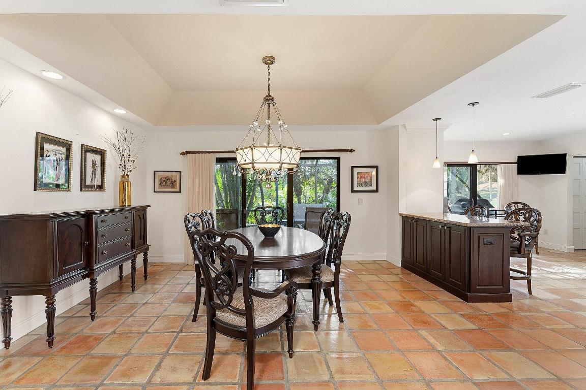 ESTATES AT HUNTERS RUN CONDO - Residential