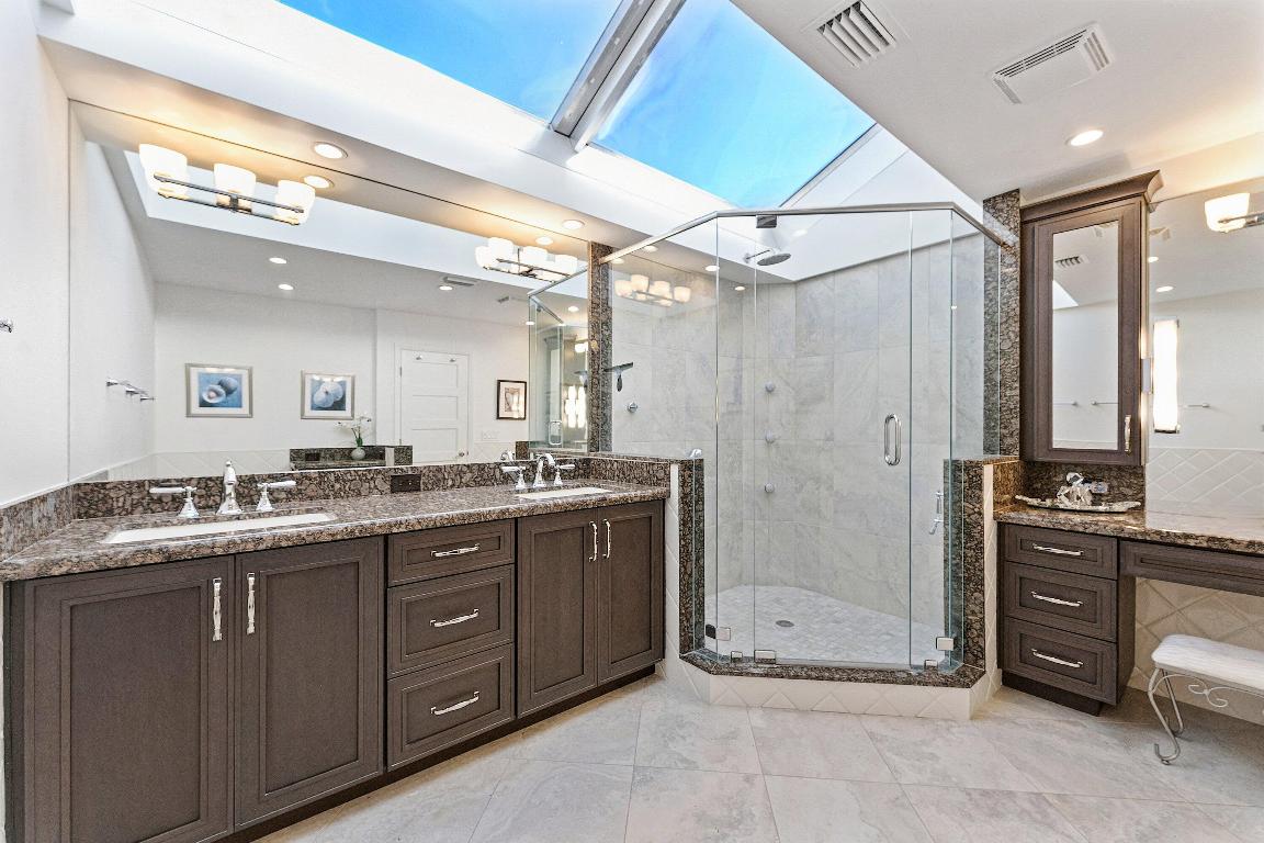 ESTATES AT HUNTERS RUN CONDO - Residential