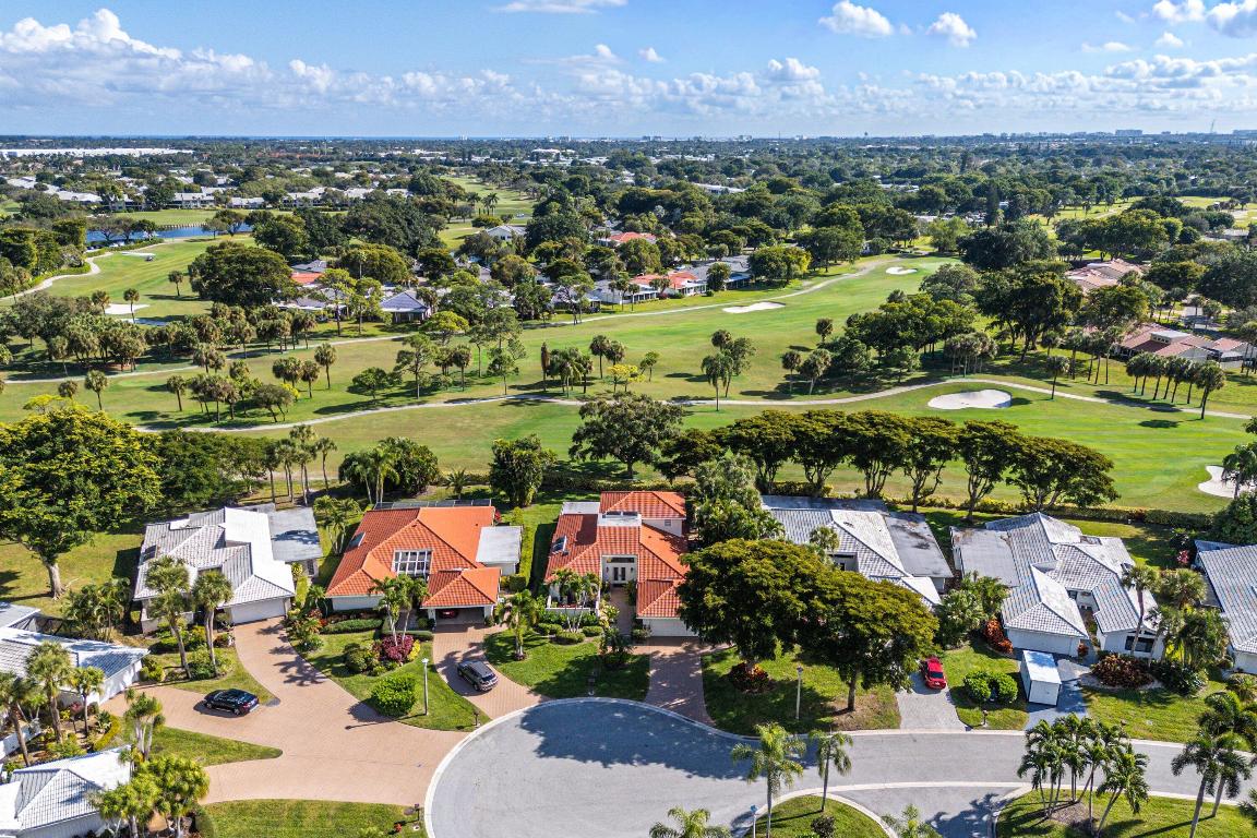 ESTATES AT HUNTERS RUN CONDO - Residential