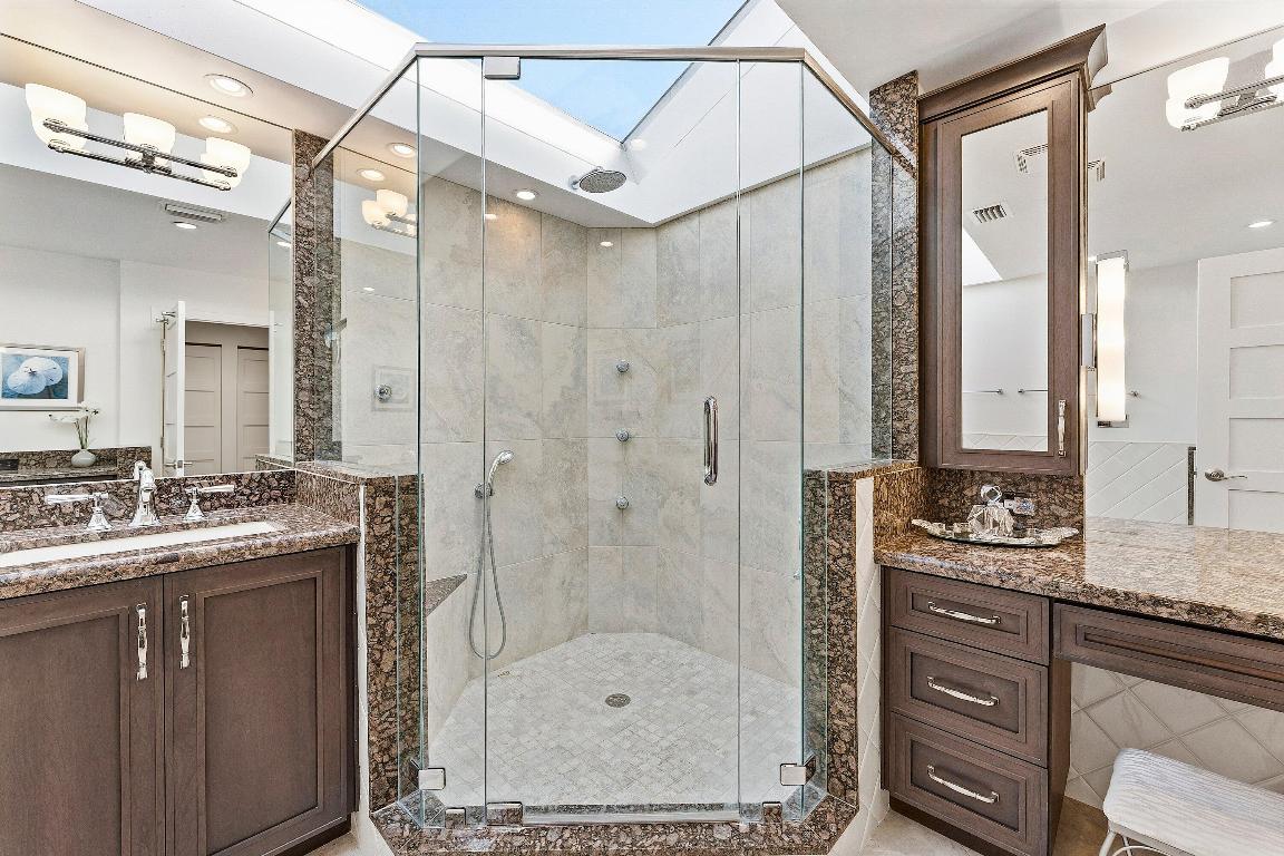 ESTATES AT HUNTERS RUN CONDO - Residential