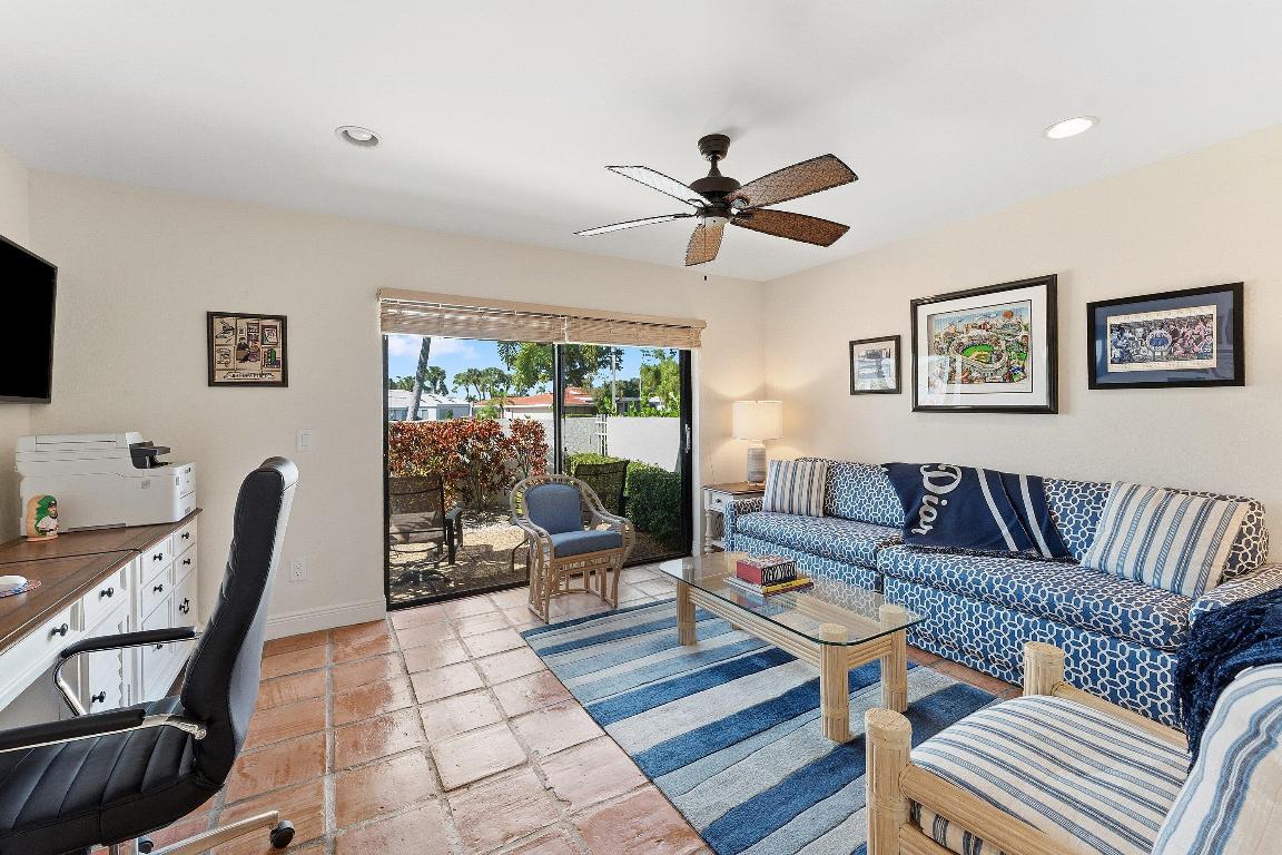 ESTATES AT HUNTERS RUN CONDO - Residential