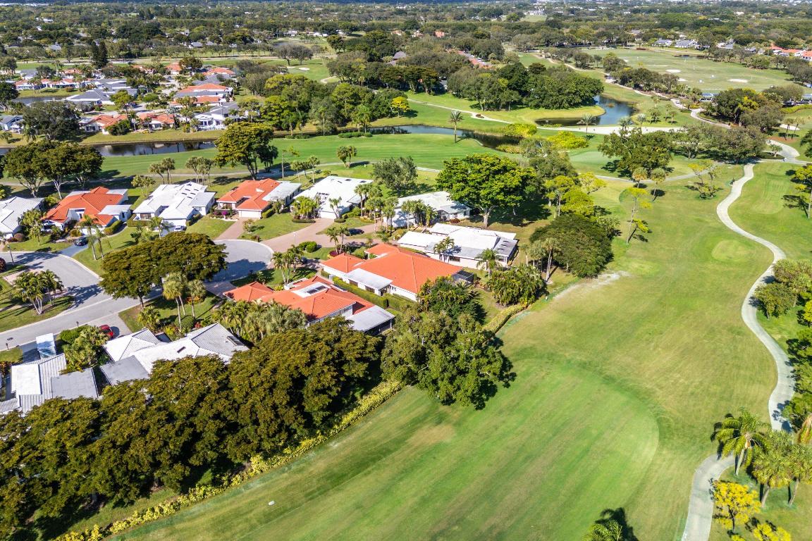 ESTATES AT HUNTERS RUN CONDO - Residential