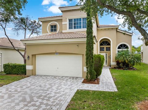 Single Family Residence in Coral Springs FL 5829 125th Ave Ave 70.jpg