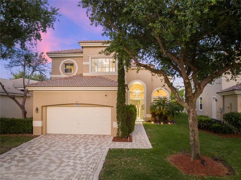 Single Family Residence in Coral Springs FL 5829 125th Ave Ave 1.jpg