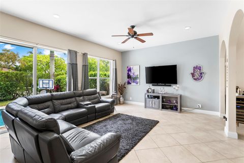 Single Family Residence in Coral Springs FL 5829 125th Ave Ave 32.jpg