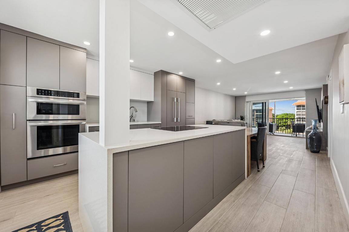 2871 N Ocean Boulevard M436