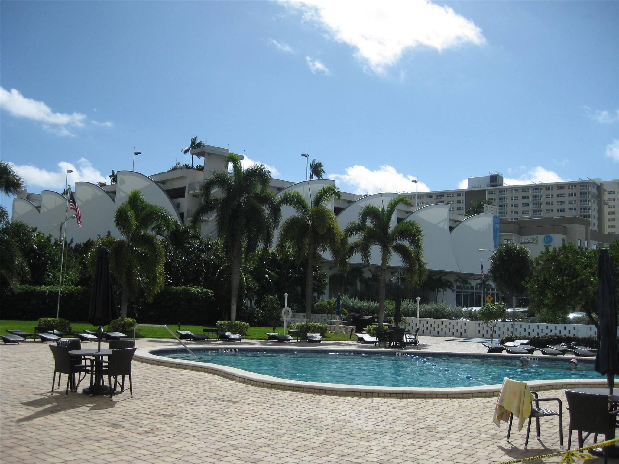 Nassau House - Residential