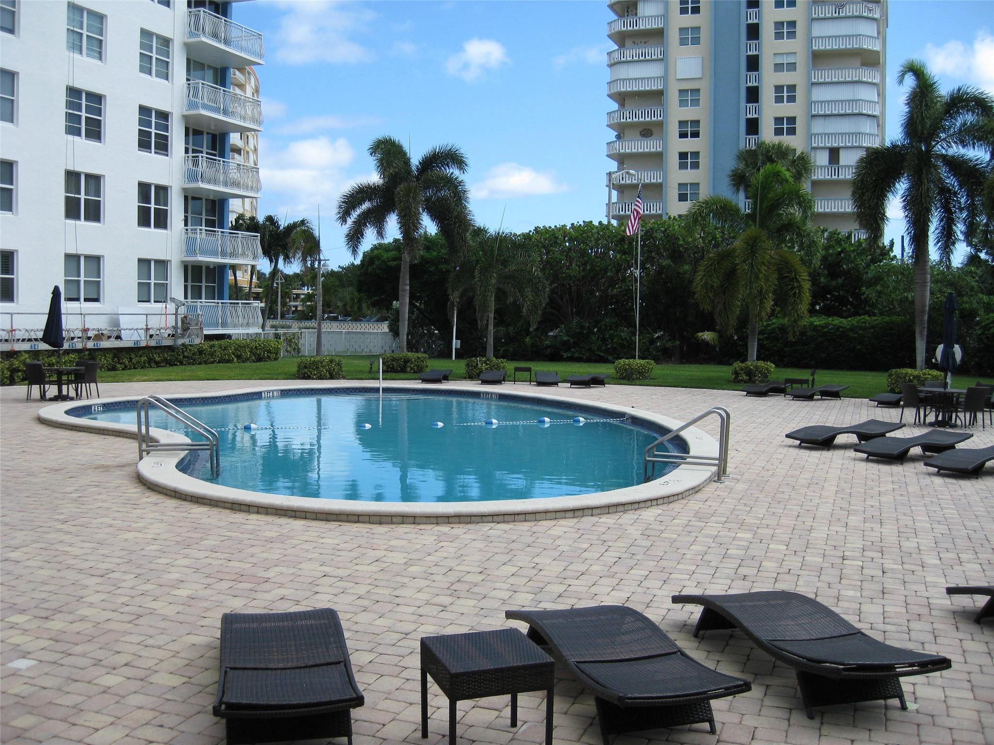 Nassau House - Residential