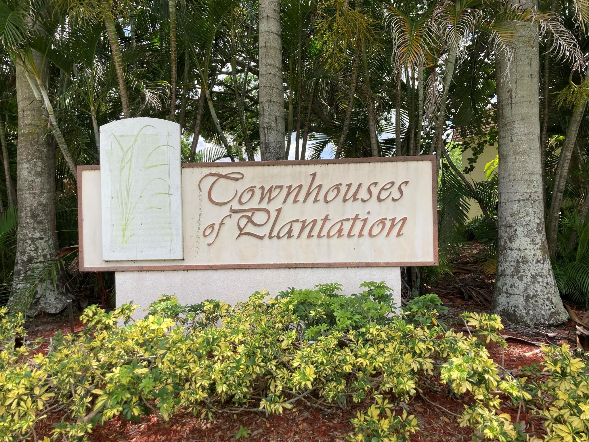 New carpeting installed. Well maintained community in the heart of Plantation close to the turnpike. Enjoy walking to the playground, the pool, or tennis courts. Cozy townhome with a small fenced in backyard.