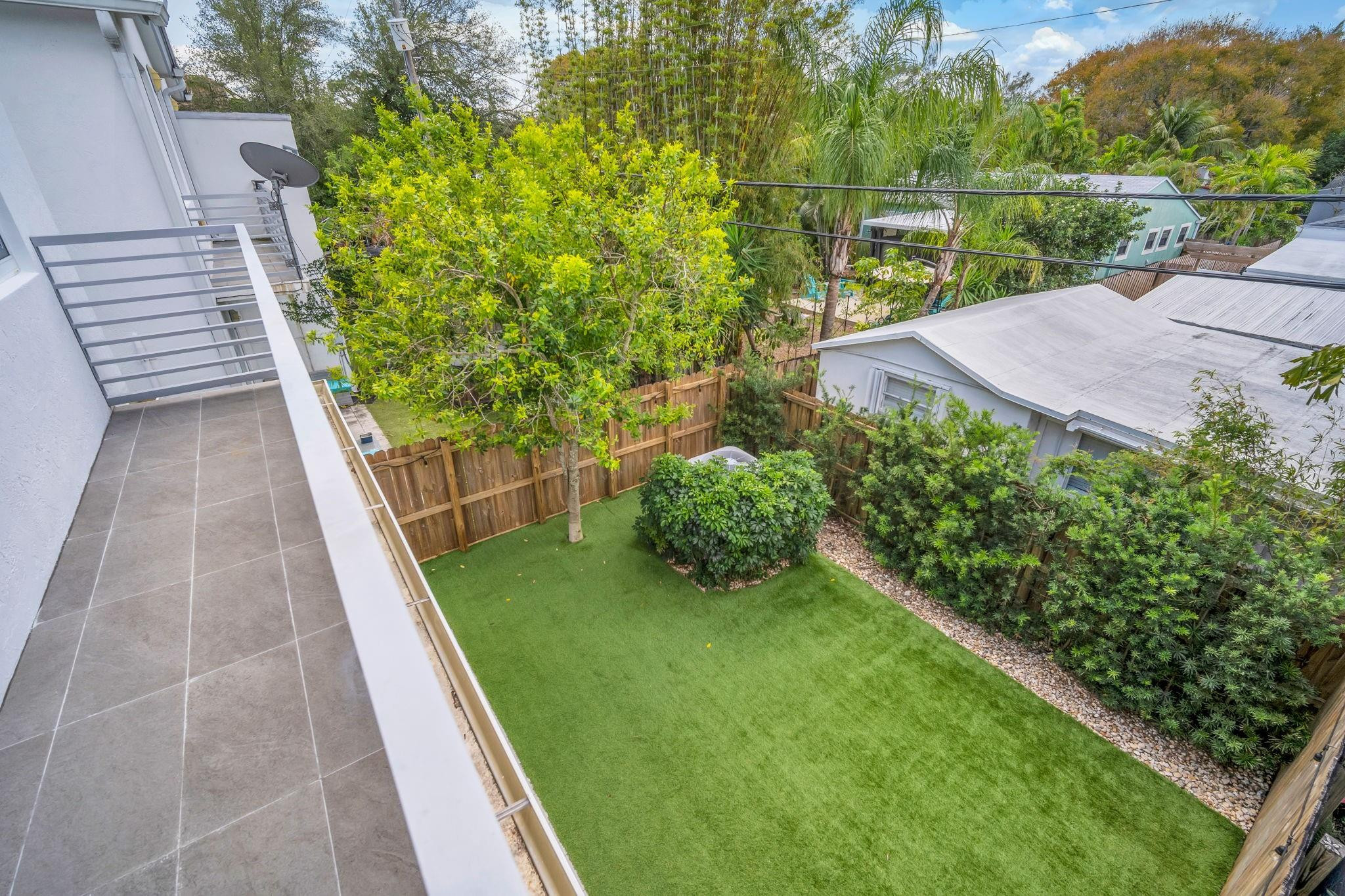 TARPON RIVER - Residential