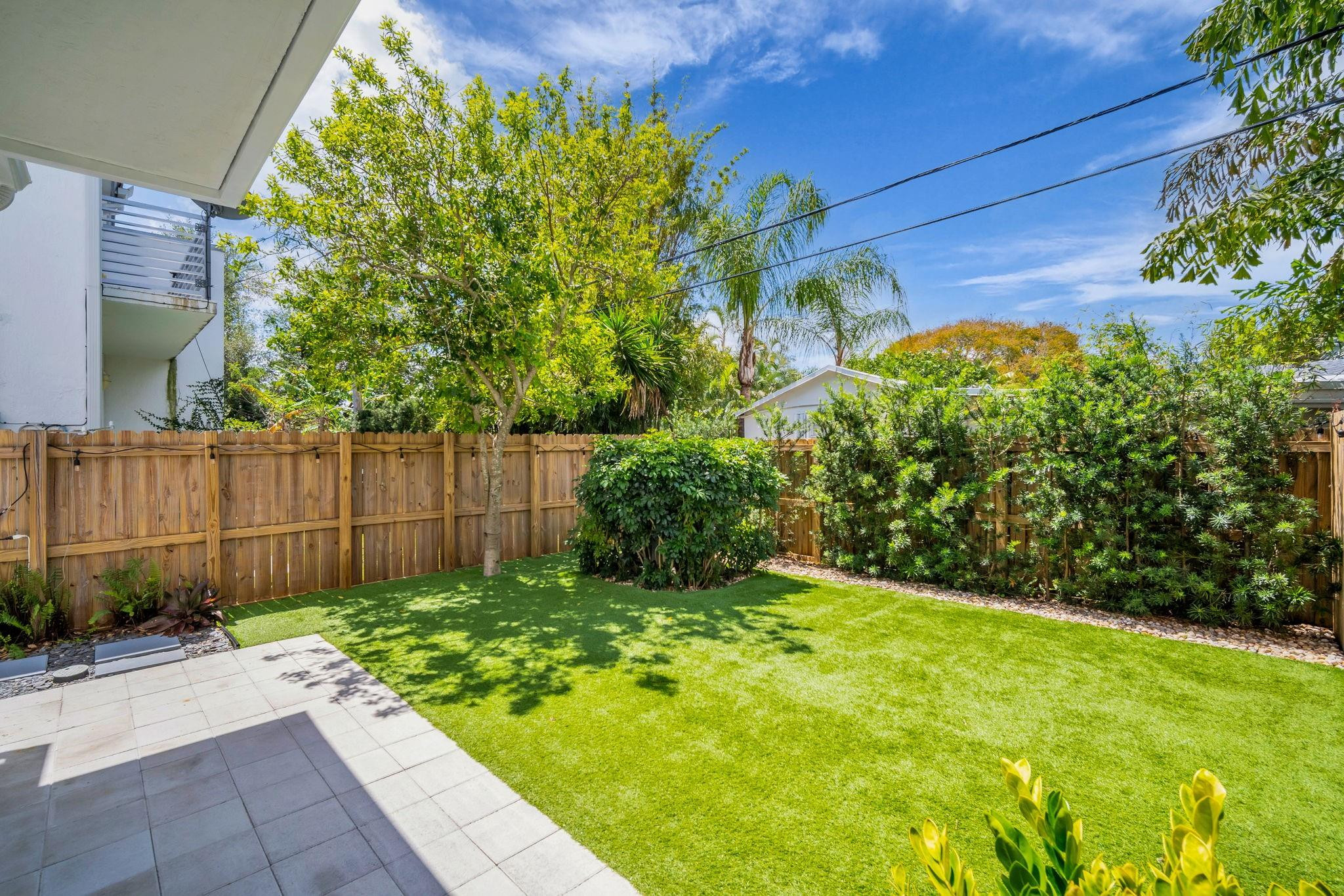 TARPON RIVER - Residential