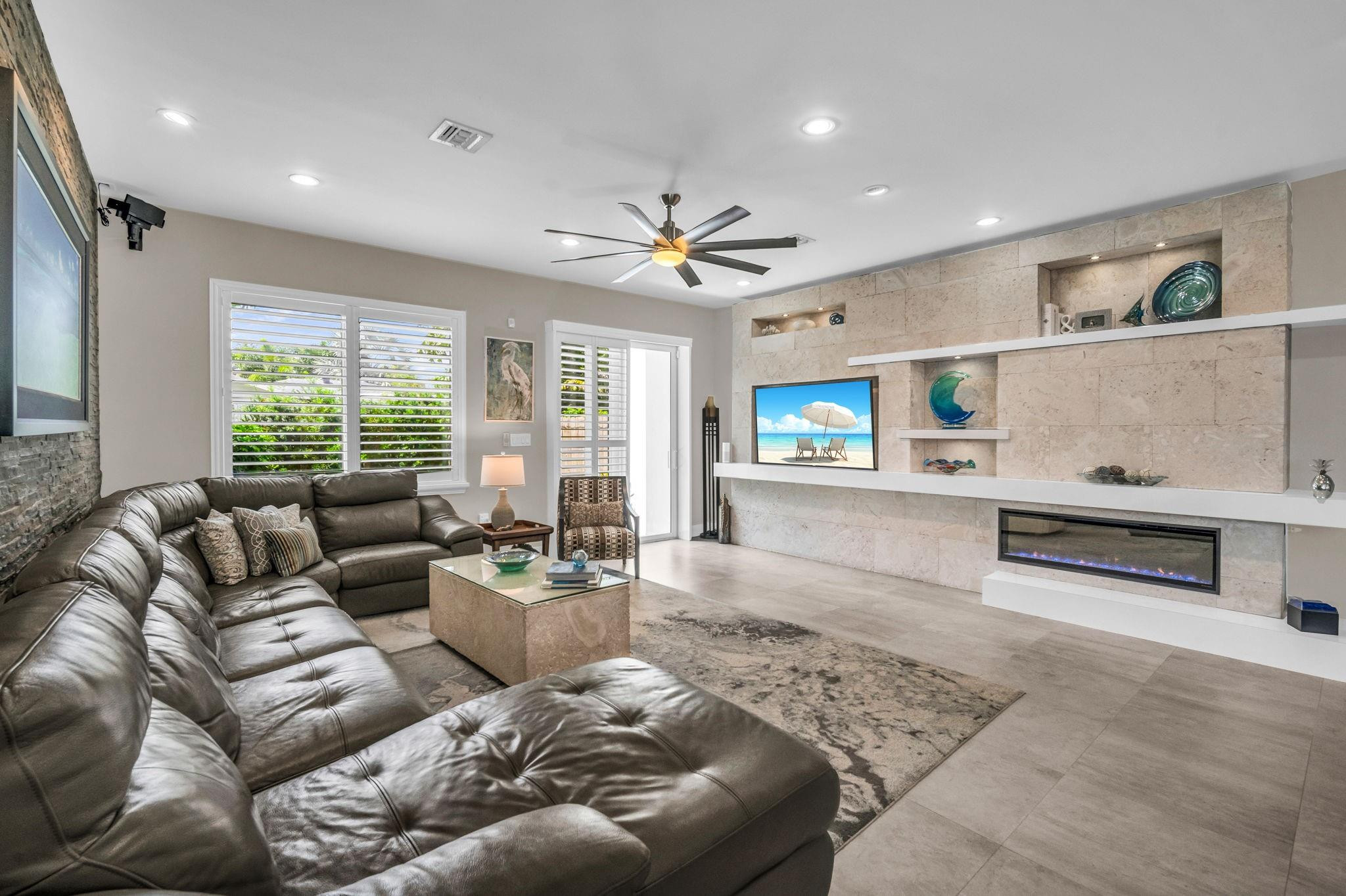 TARPON RIVER - Residential