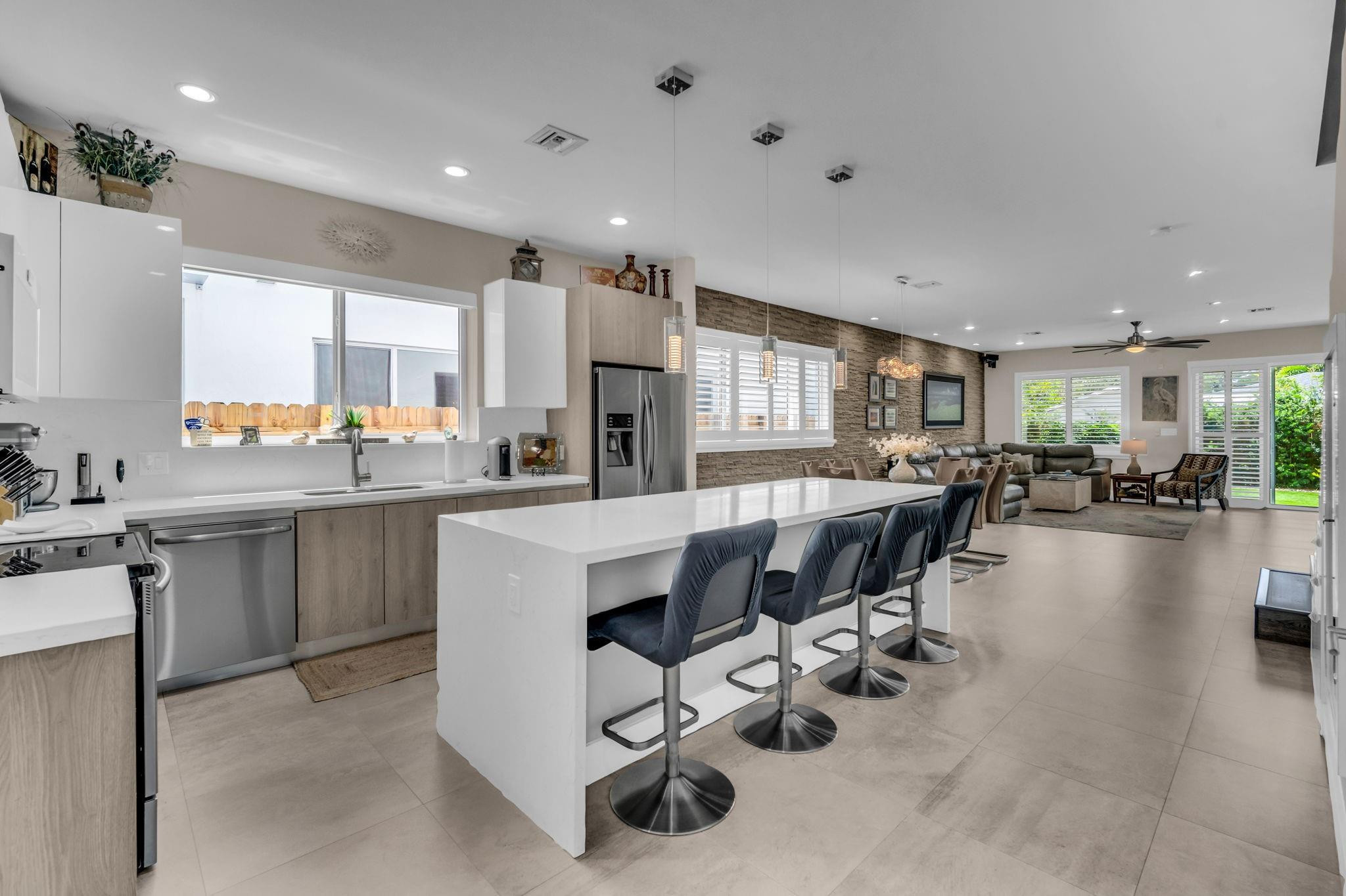 TARPON RIVER - Residential