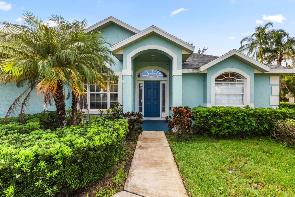 Photo of 5515 NW Hyche Court, Port Saint Lucie, FL 34983 (MLS # R11028534)