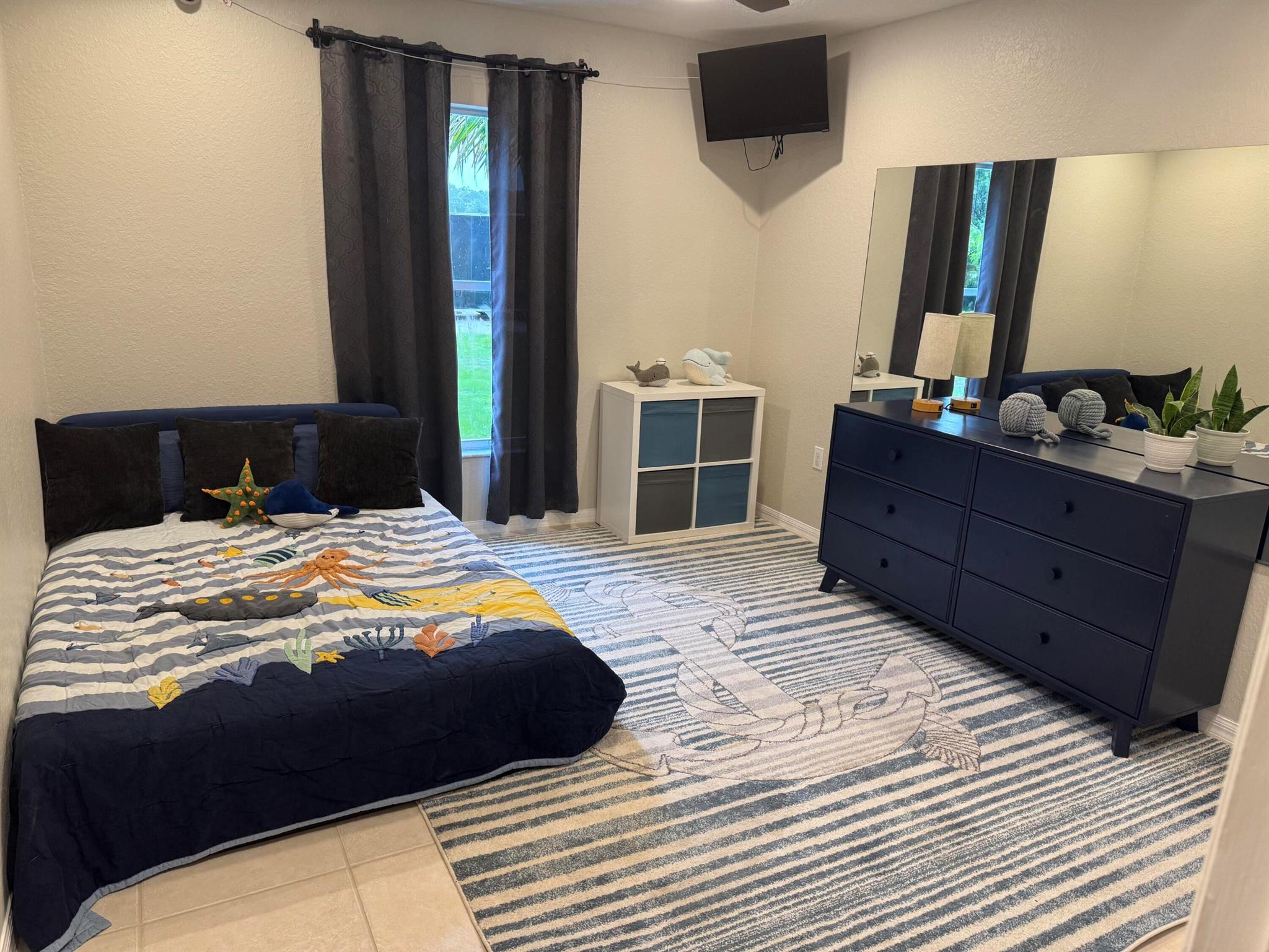 VERO LAKE ESTATES UNIT F - Residential